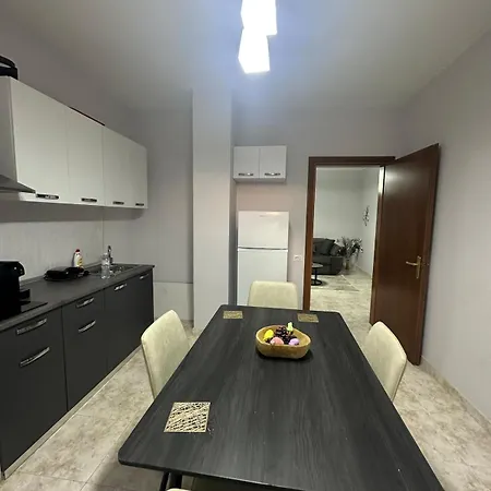 Nunu's Tirana